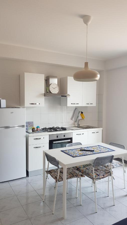 Casa Azzurra Apartman Mascali Kültér fotó